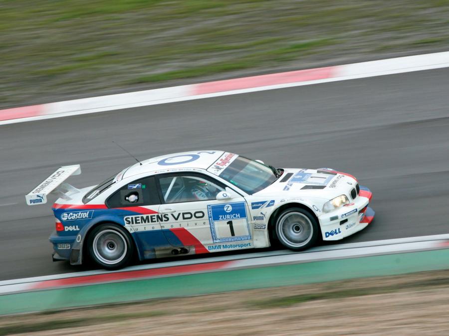  BMW M3 GTR 2001 года  (фото 2 из 27)